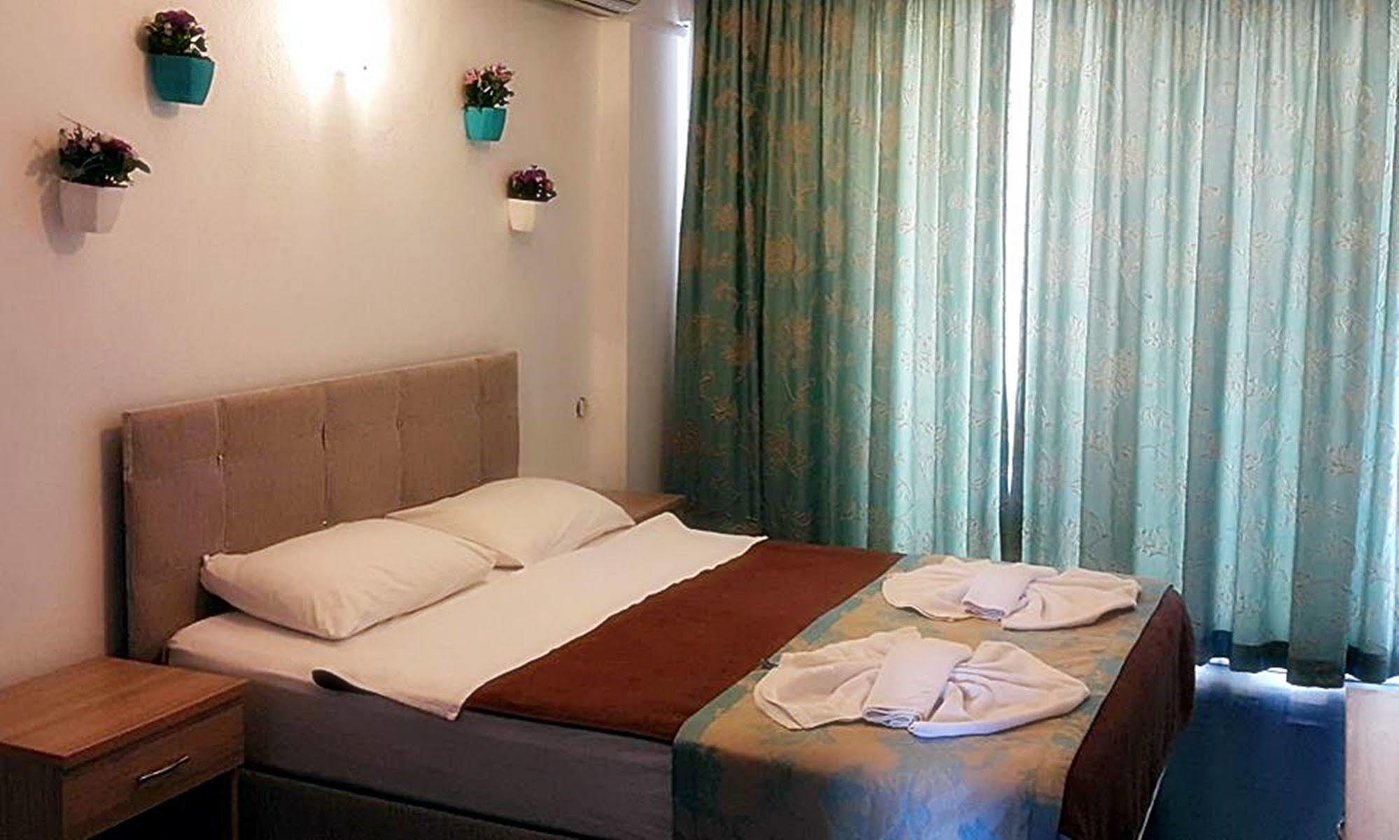 Angels Inn Marmaris Eksteriør bilde